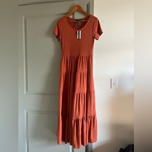 Chelsea & Theodore Dress 🧡 NWT